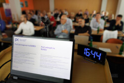 Asociace sklářského a keramického průmyslu ČR , zakázka, golf